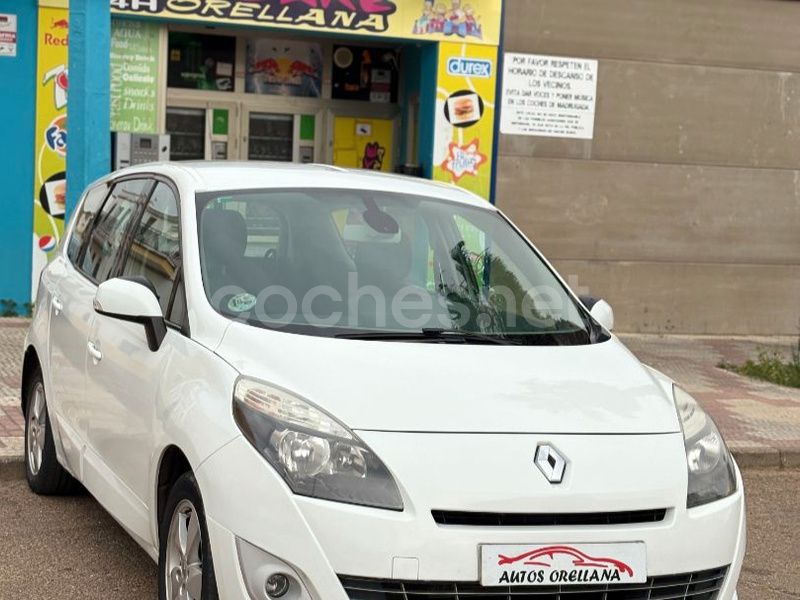 Blanco Usado 2010 Renault Grand Scénic III Dynamique Monovolumen | 6990 € (Precio justo) - Imagen 1/4