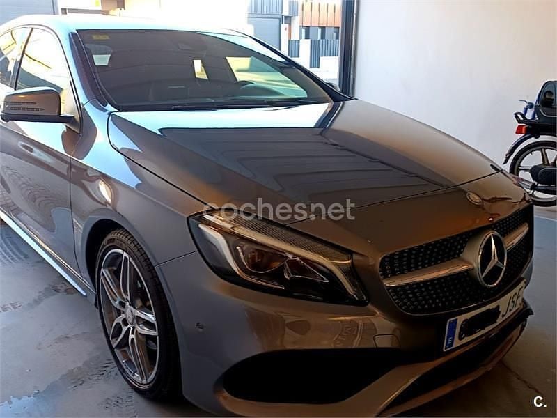 Usado Mercedes A200 AMG line 136 CV (100 kW) 2016 Gris / plata Berlina