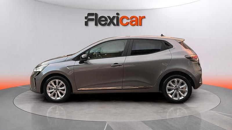 Käytetty Renault Clio V Evolution 101 HP (74 kW) 2025 Harmaa Viistoperä