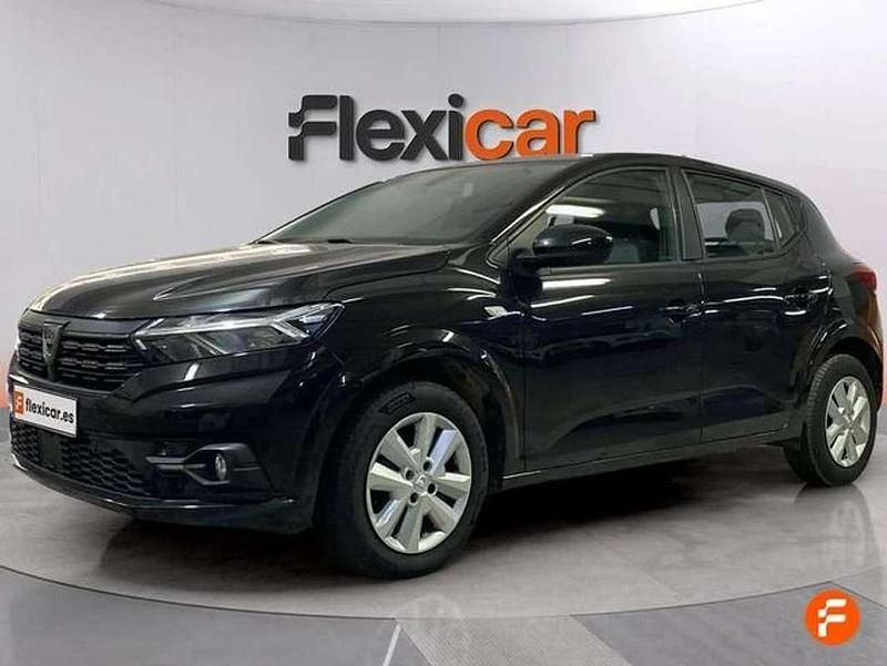 Usado Dacia Sandero Essentiel 91 CV (66 kW) 2023 Negro Utilitario
