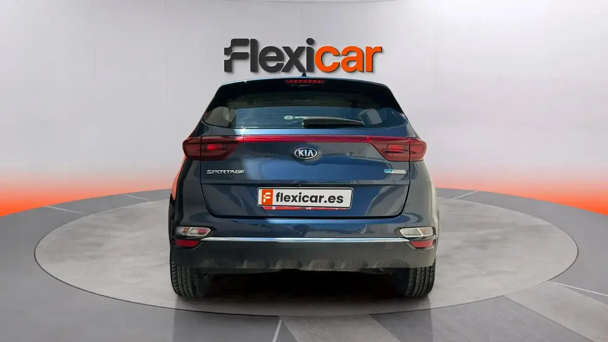 Usado Kia Sportage Plus 115 CV (84 kW) 2019 Gris SUV