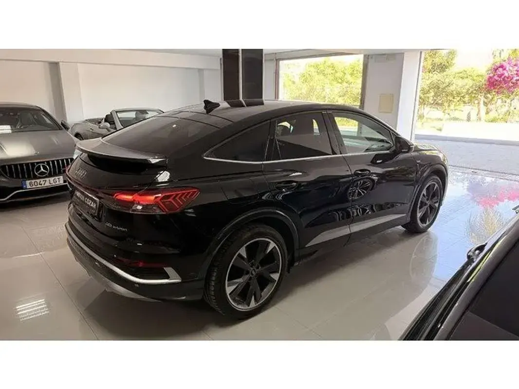 Usado Audi Q4 Sportback e-tron Advanced Plus 210 kW (286 CV) 2025 Negro SUV