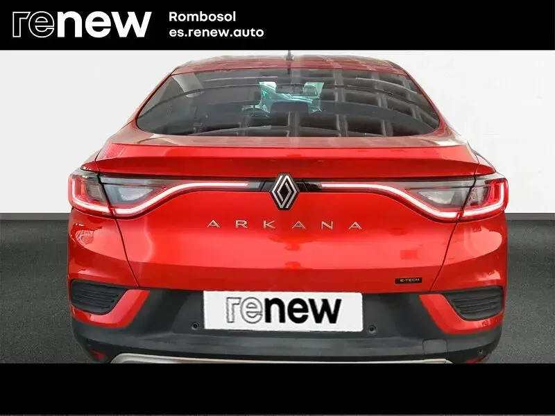 Usado Renault Arkana Techno 94 CV (69 kW) 2024 Rojo SUV