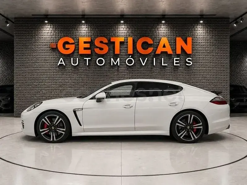 Usado Porsche Panamera Turbo 500 CV (367 kW) 2011 Blanco Utilitario