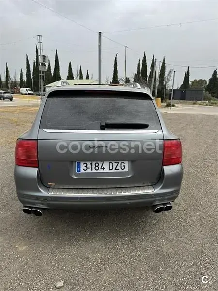 Usado Porsche Cayenne S 340 CV (250 kW) 2004 Gris / plata SUV