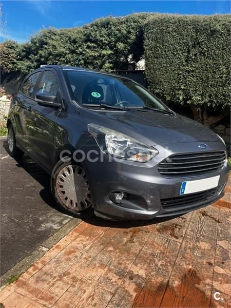 Gris / plata Usado 2016 Ford Ka Plus Utilitario | 8500 € (Precio justo) - Imagen 1/4