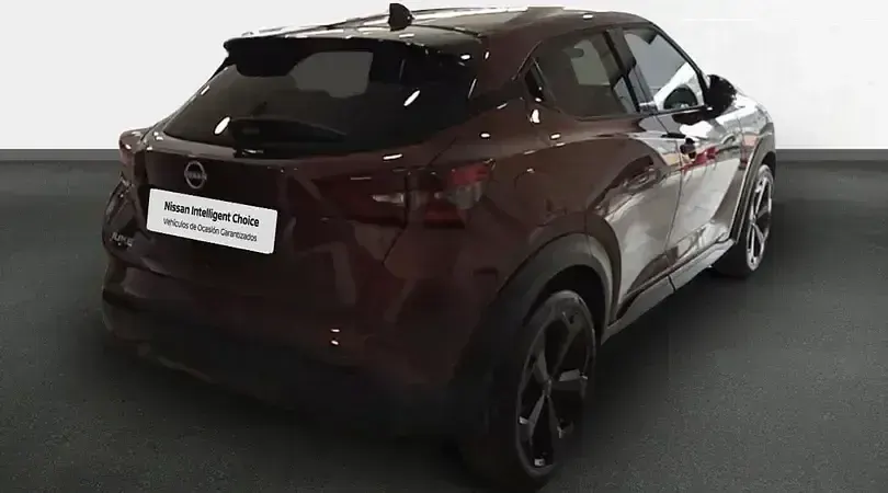 Usado Nissan Juke Tekna 114 CV (83 kW) 2024 Burgundy (metalizado) SUV
