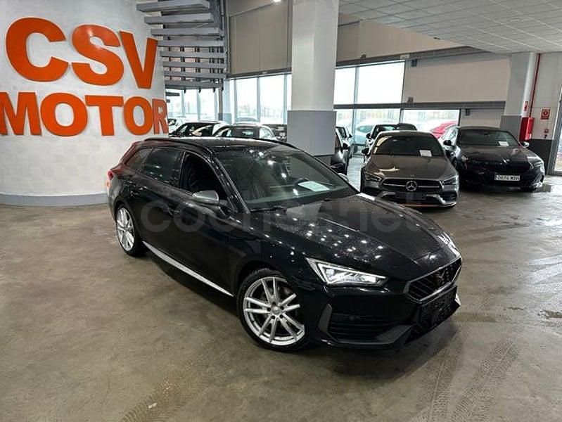 Usado Cupra Leon VZ 245 CV (180 kW) 2023 Negro Familiar