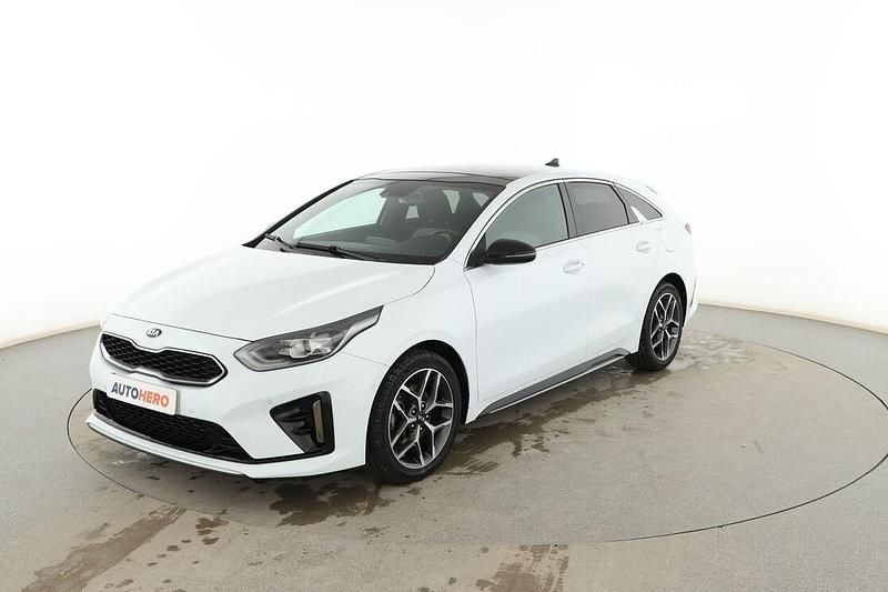 Blanco Usado 2020 Kia ProCeed GT-Line Familiar | 19.799 € (Un poco caro) - Imagen 1/3