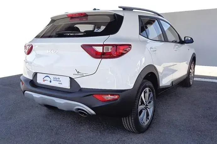 Usado Kia Stonic 100 CV (73 kW) 2025 SUV