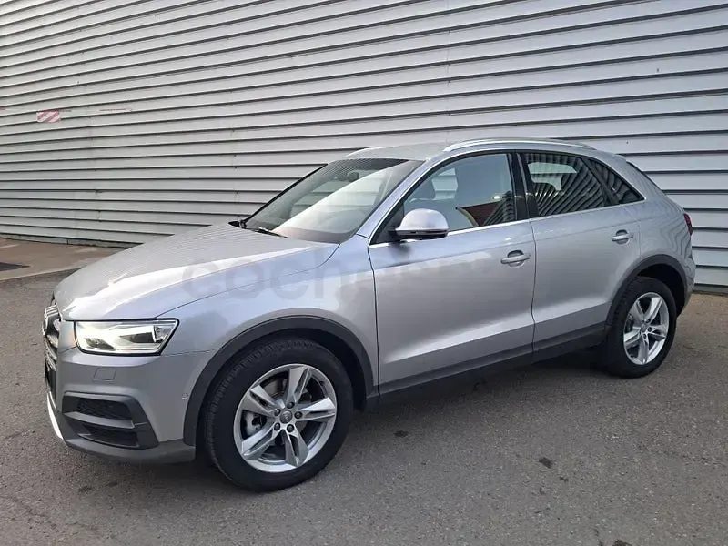 Usado Audi Q3 Design 150 CV (110 kW) 2017 Gris / plata SUV