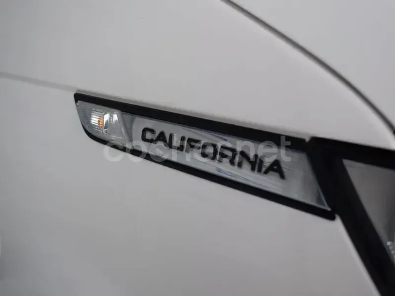Usado VW California Beach 150 CV (110 kW) 2023 Blanco Van