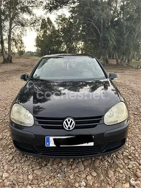 Usado VW Golf IV Highline 105 CV (77 kW) 2005 Negro Berlina
