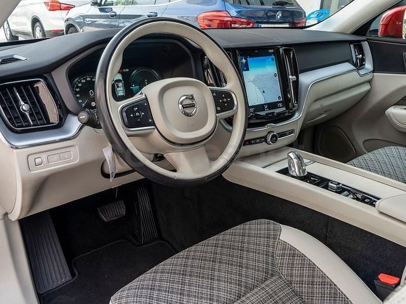 Usado Volvo XC60 Momentum 390 CV (286 kW) 2019 Rojo SUV