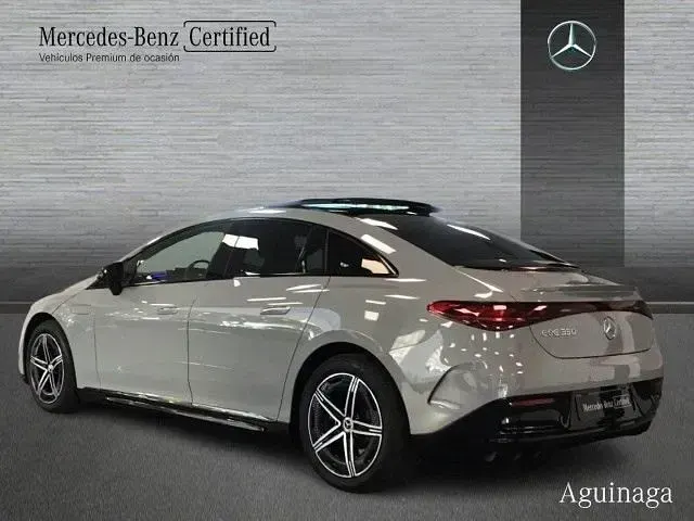 Usado Mercedes EQE350 214 kW (292 CV) 2023 Manufaktur gris alpino