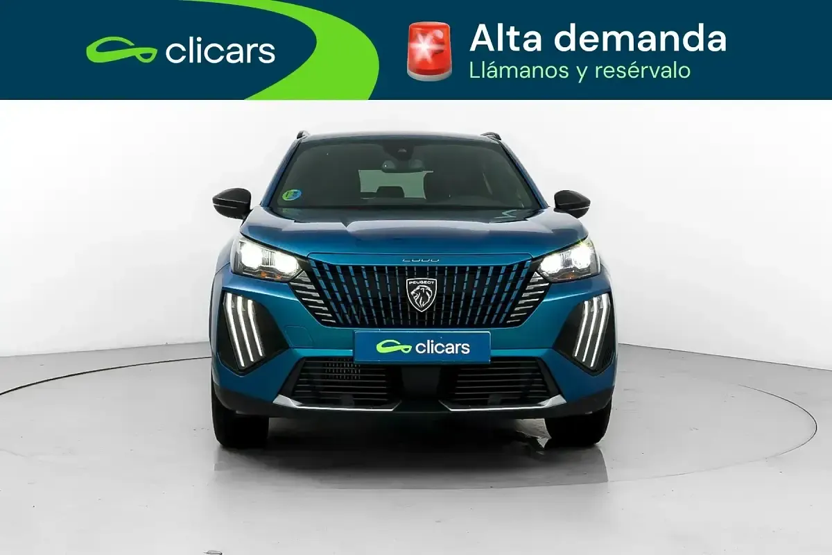 Usado Peugeot 2008 Allure 136 CV (100 kW) 2025 Azul SUV