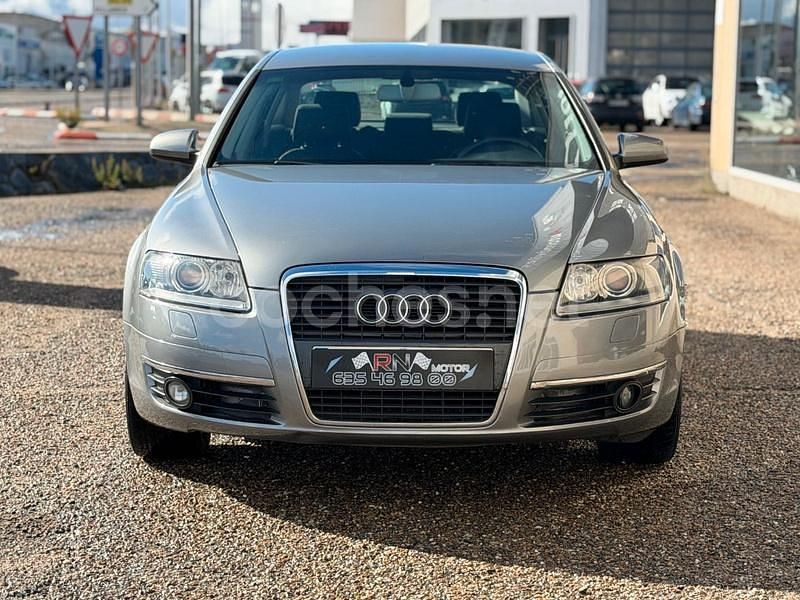 Usado Audi A6 225 CV (165 kW) 2005 Gris / plata Berlina