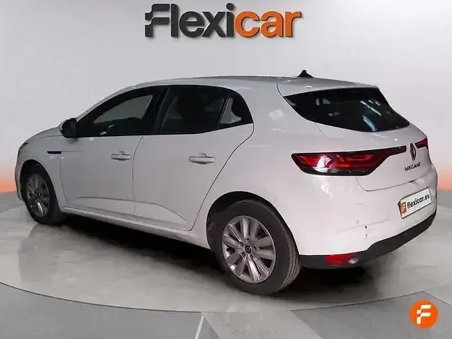 Begagnad Renault Mégane II Equilibre 115 HK (84 kW) 2022 Vit Sedan