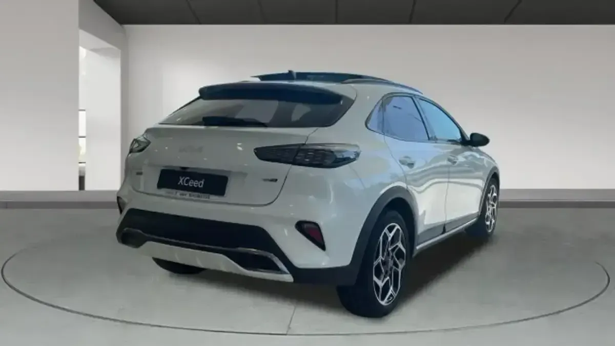 Usado Kia XCeed GT-Line 160 HP (117 kW) 2023 Branco SUV