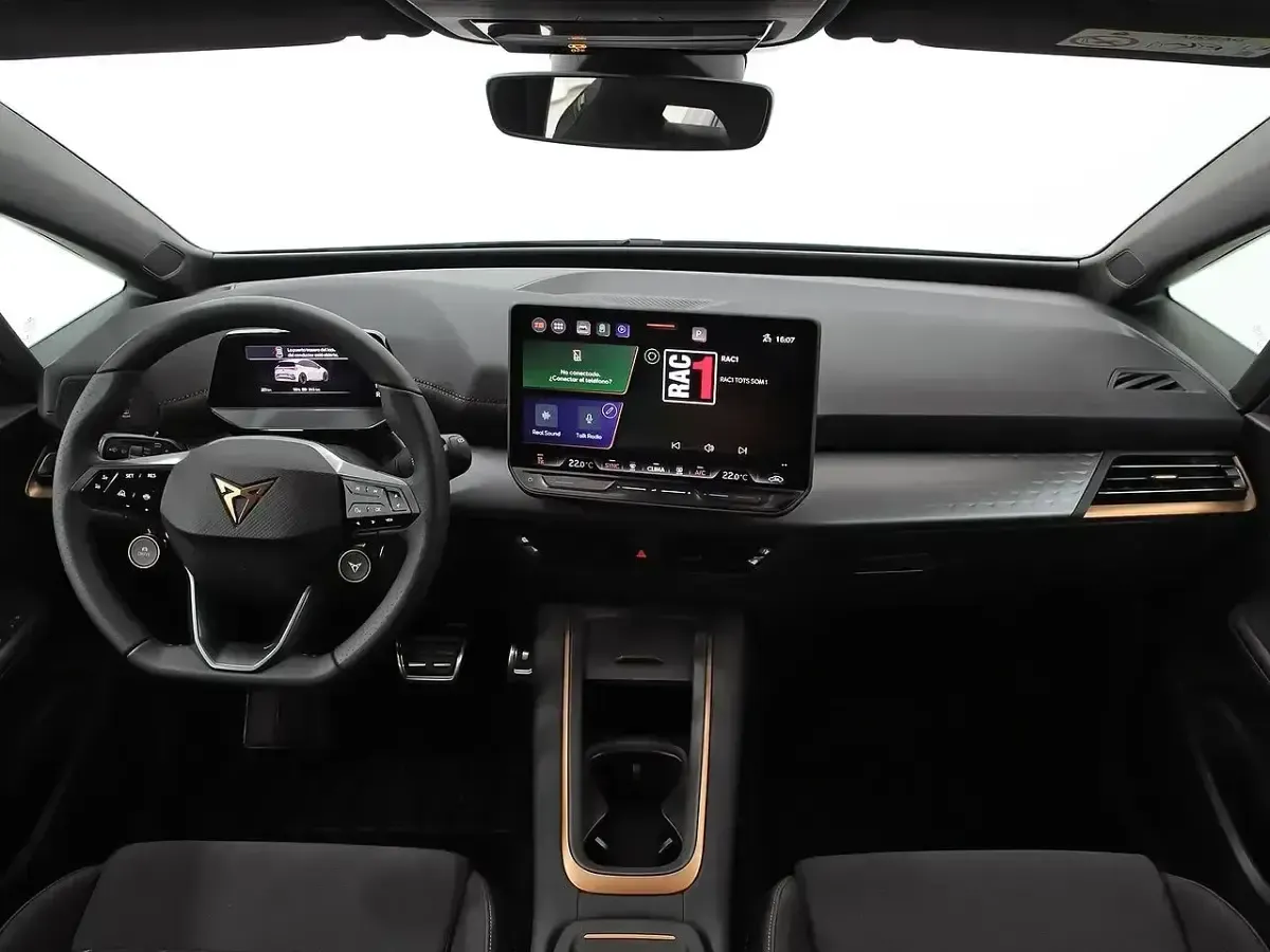 Nuevo Cupra Born e-Boost 169 kW (231 CV) 2026 Gris Utilitario