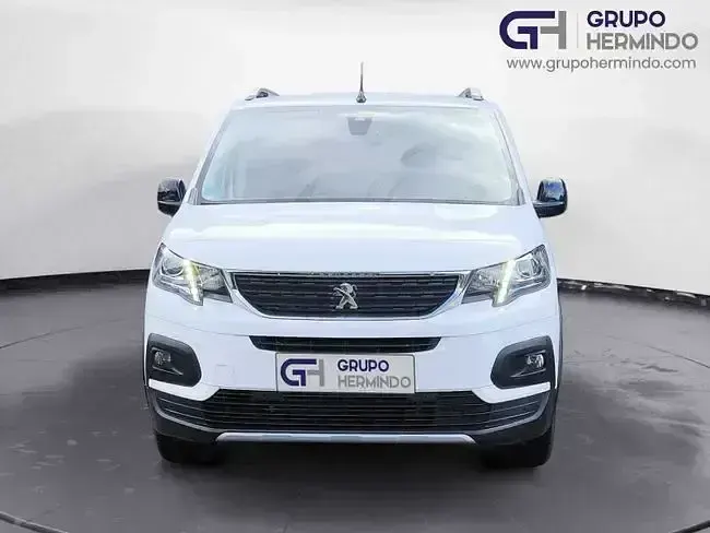 Usado Peugeot Rifter Allure 100 CV (73 kW) 2021 Blanco Monovolumen