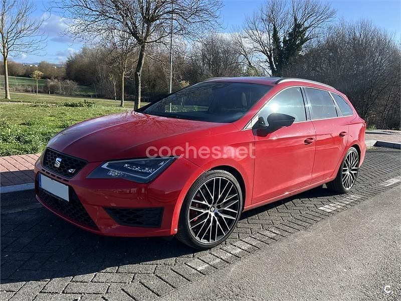 Usado Seat Leon ST CUPRA 290 CV (213 kW) 2016 Rojo Familiar