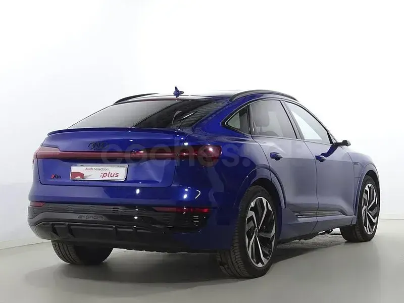 Usado Audi Q8 Sportback e-tron S-Line 300 kW (408 CV) 2023 Eléctrico SUV