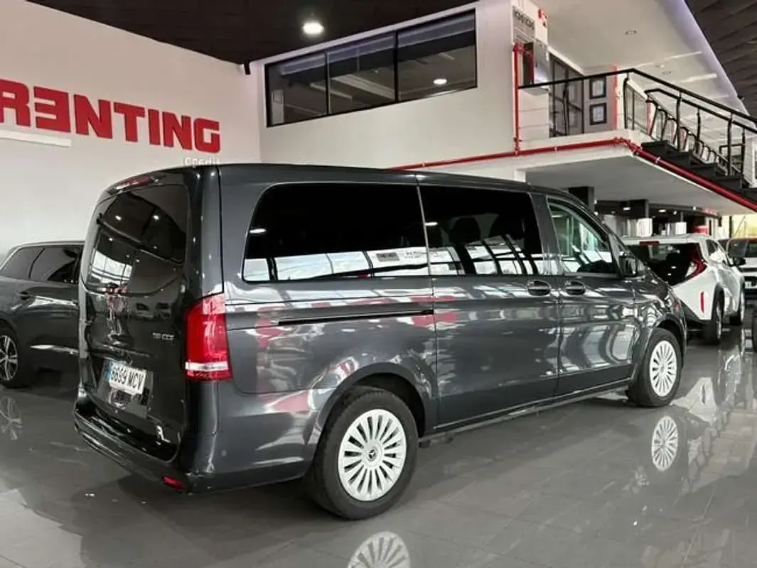 Usado Mercedes Vito 163 CV (119 kW) 2022 Negro Van