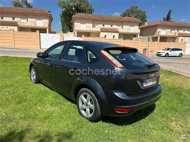 Usado Ford Focus Business Edition 90 CV (66 kW) 2009 Azul Berlina