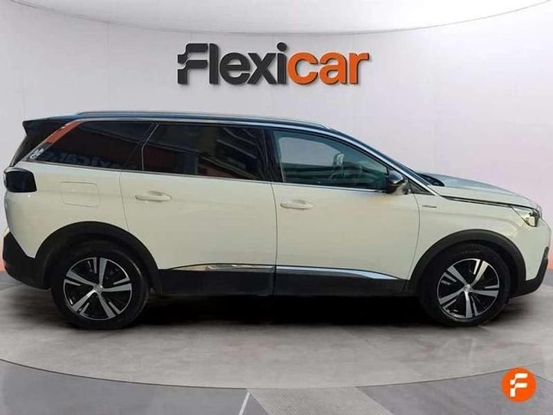 Usado Peugeot 5008 Style 131 CV (96 kW) 2019 Blanco SUV