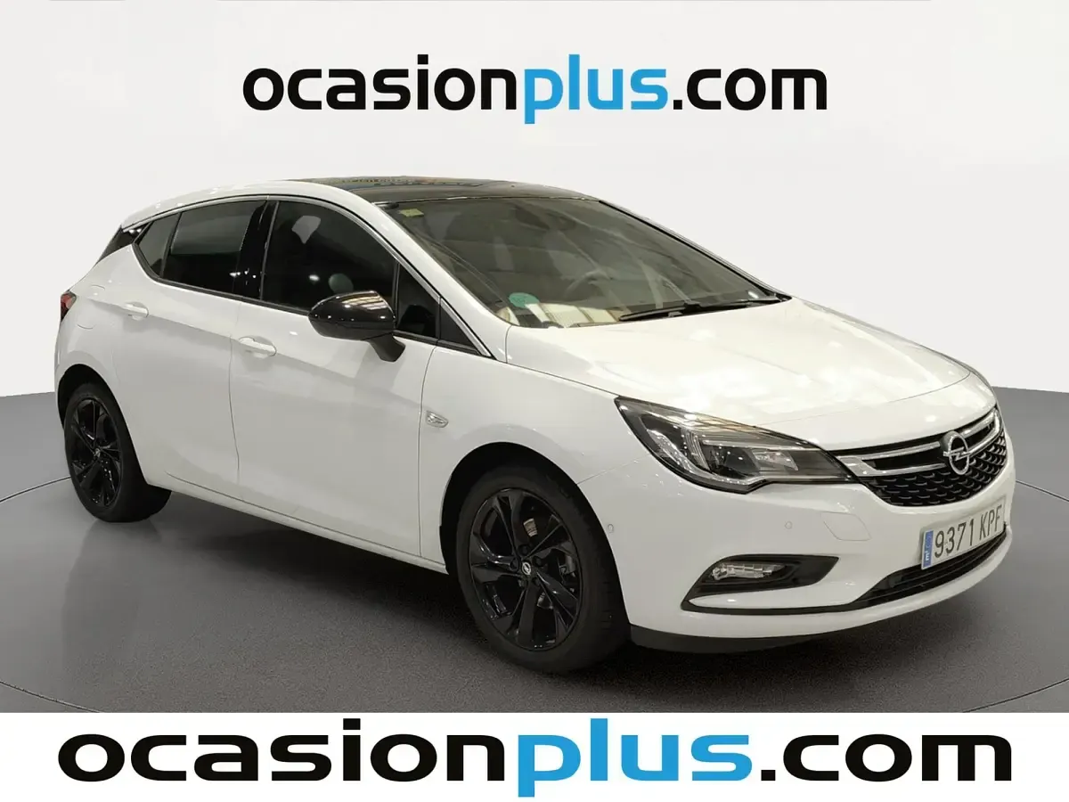 Usado Opel Astra Dynamic 125 CV (91 kW) 2018 Blanco Utilitario