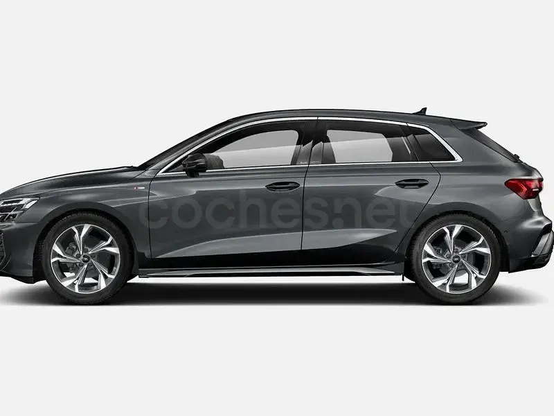 Nuevo Audi A3 S-Line 150 CV (110 kW) 2025 Gris / plata Berlina