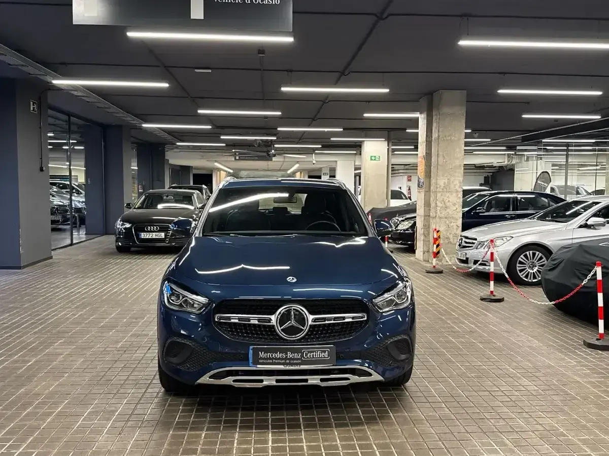 Usado Mercedes GLA200 Progressive 163 CV (119 kW) 2022 Azul SUV