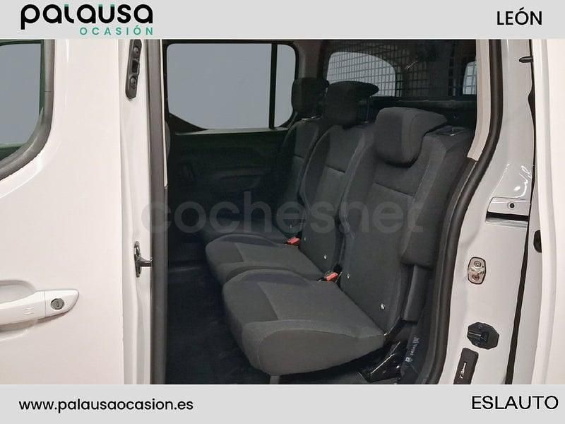 Usado Peugeot Rifter Allure 100 CV (73 kW) 2023 Blanco Monovolumen