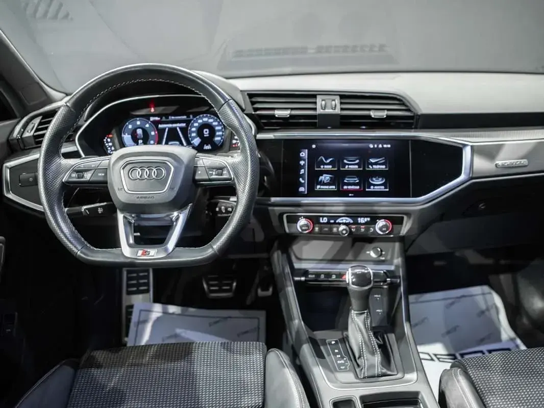 Usado Audi Q3 S-line plus 200 CV (147 kW) 2021 Blanco SUV