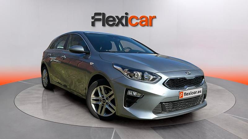 Usado Kia Ceed 140 CV (102 kW) 2020 Gris Utilitario