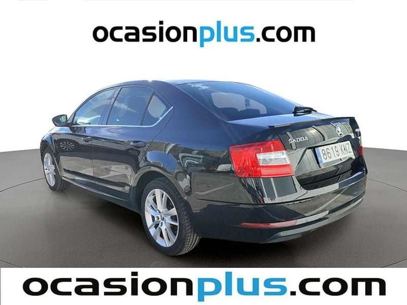 Usado Skoda Octavia Ambition 150 CV (110 kW) 2018 Negro Utilitario