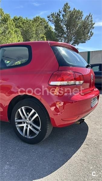 Usado VW Golf VI Advance 122 CV (89 kW) 2009 Rojo Utilitario