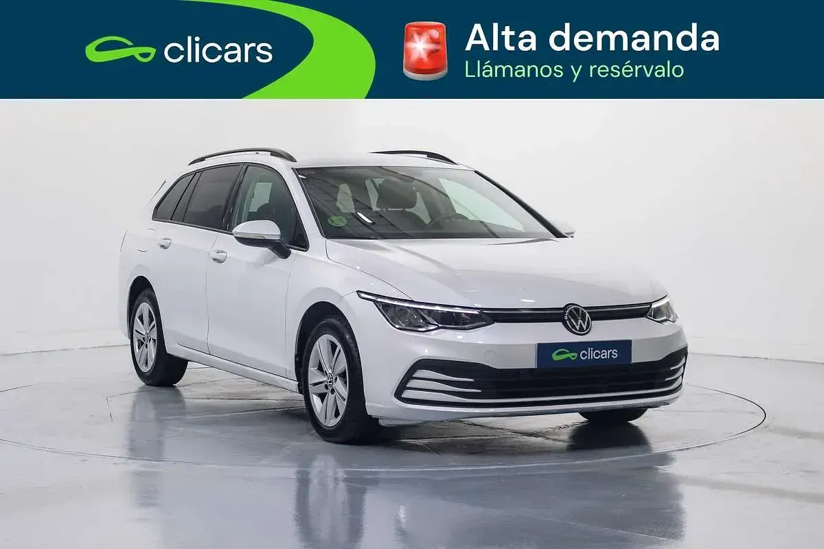 Usado VW Golf VIII Life 116 CV (85 kW) 2021 Blanco Familiar