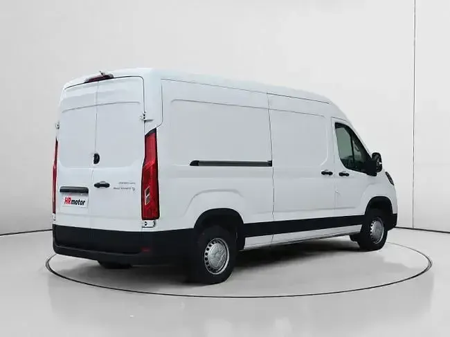 Usado Maxus eDeliver 3 150 kW (204 CV) 2023 Blanco Van