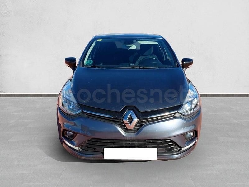 Usado Renault Clio IV LIMITED 90 CV (66 kW) 2018 Gris / plata Berlina