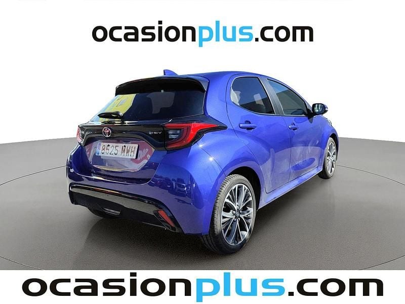 Usado Toyota Yaris Hybrid Plus 116 CV (85 kW) 2024 Azul Utilitario