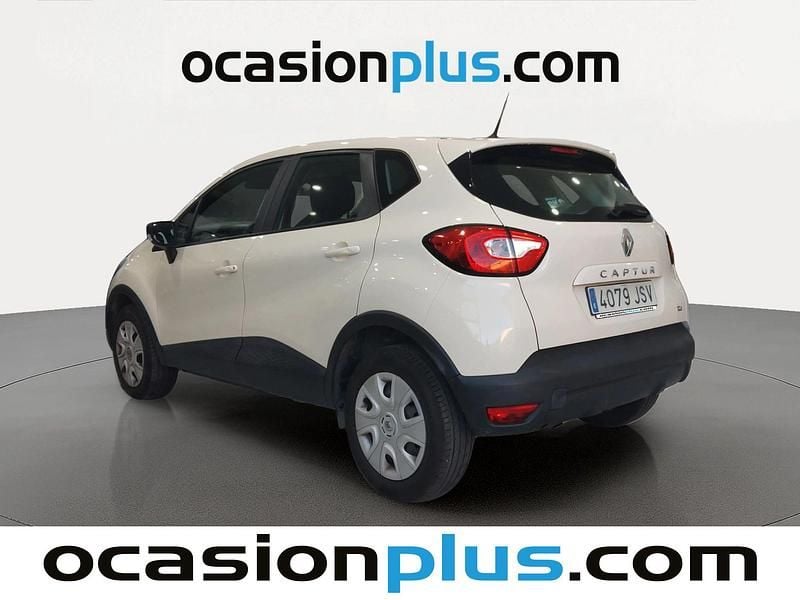 Usado Renault Captur Life 90 CV (66 kW) 2016 Beige SUV