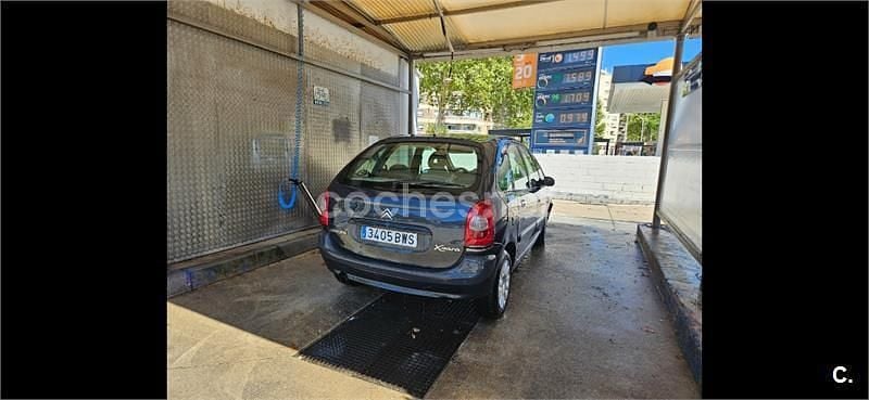 Negro Usado 2002 Citroën Xsara Picasso Monovolumen | 1195 € (Precio justo) - Imagen 1/4