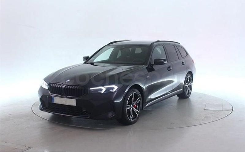 Usado BMW 330e Comfort Edition 292 CV (214 kW) 2025 Negro Familiar