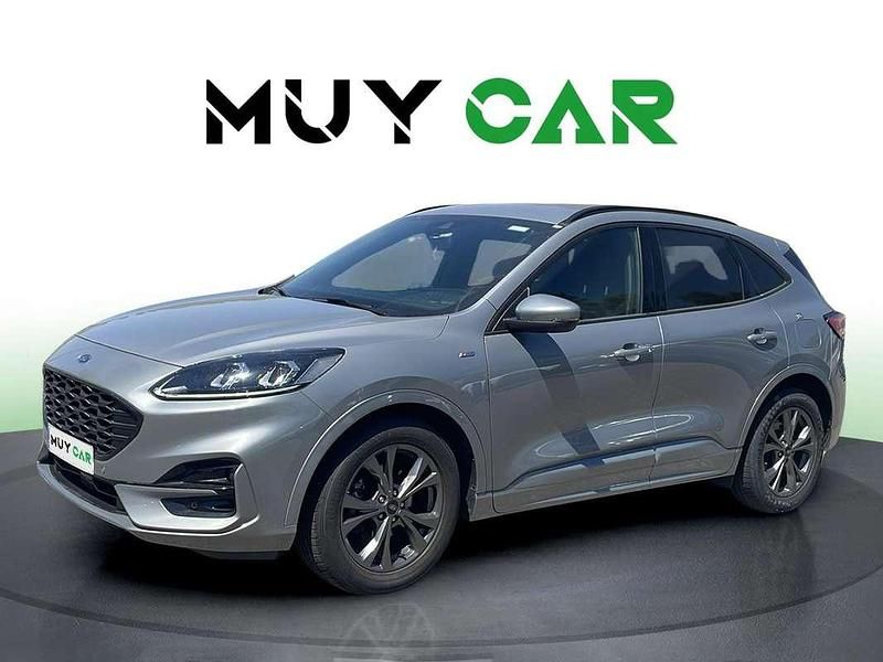 Usado Ford Kuga ST-Line 120 CV (88 kW) 2022 Plateado SUV
