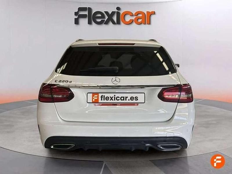 Usado Mercedes C220 194 CV (142 kW) 2021 Blanco Familiar