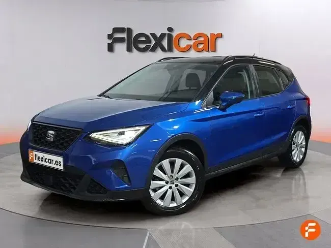 Usado Seat Arona Style 110 CV (80 kW) 2023 Azul SUV