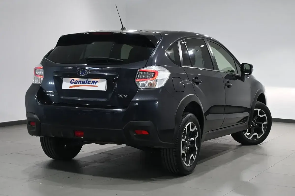 Usado Subaru XV 150 CV (110 kW) 2016 Gris SUV