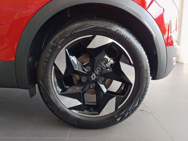 Begagnad Renault Captur Techno 145 HK (106 kW) 2025 Röd SUV